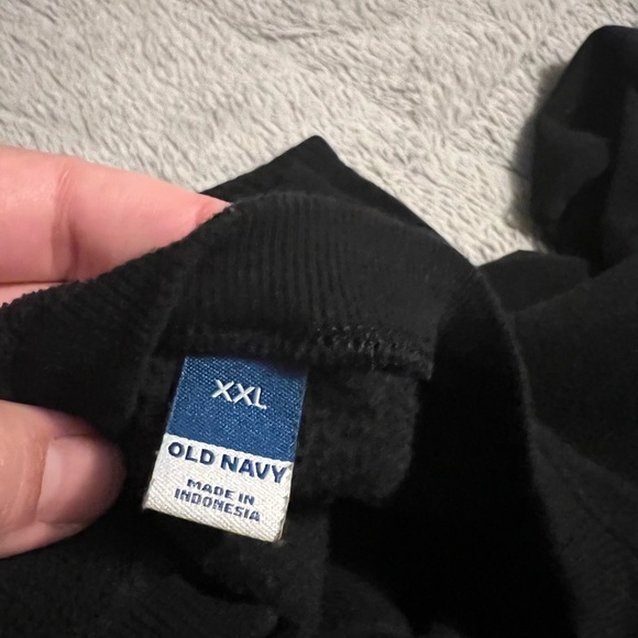 Two pair of fleece lounging sets - Picture 8 of 8